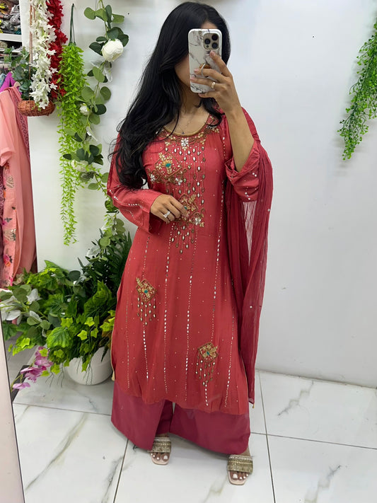 Dark pink mirror linen suit