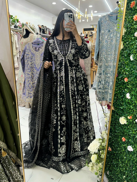 Black and silver two layered maxi slit suit