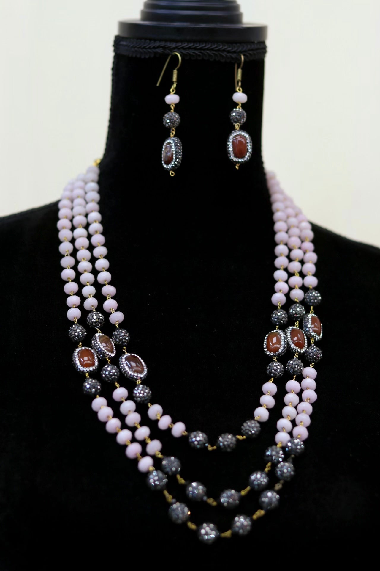 Pick bead long layered necklace set