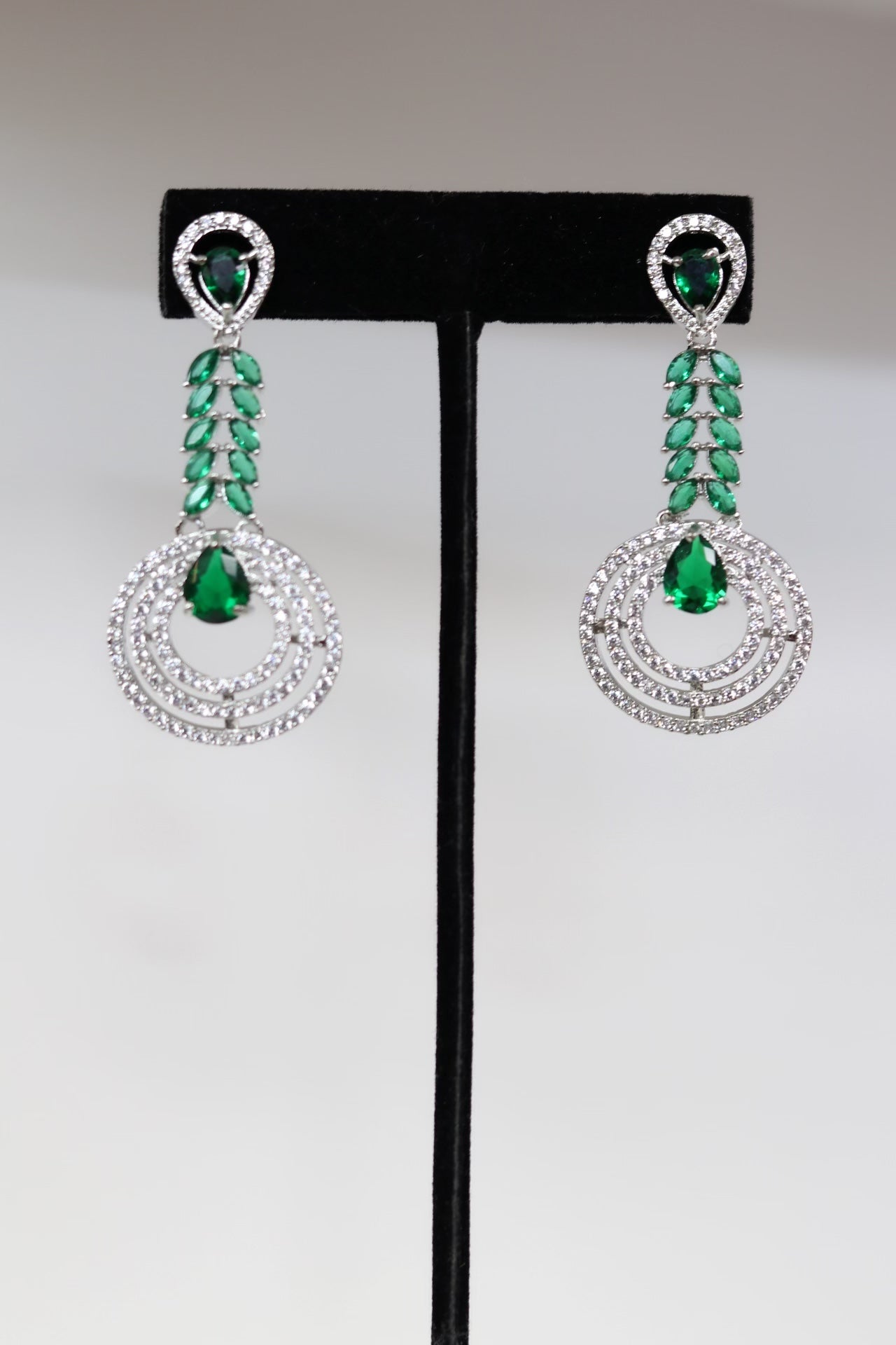 Emerald green sterling silver earrings