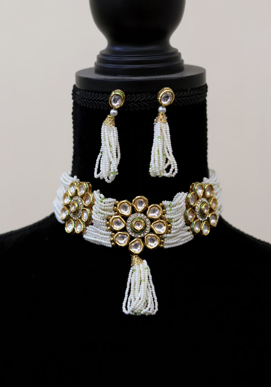 Kundan pearl beaded choker