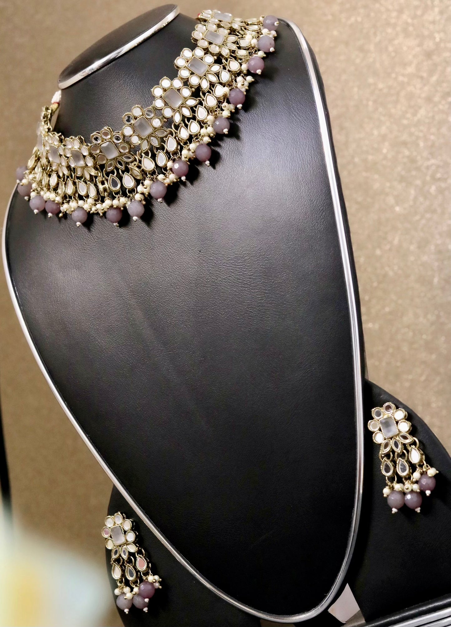 Grey mirror choker bridal set