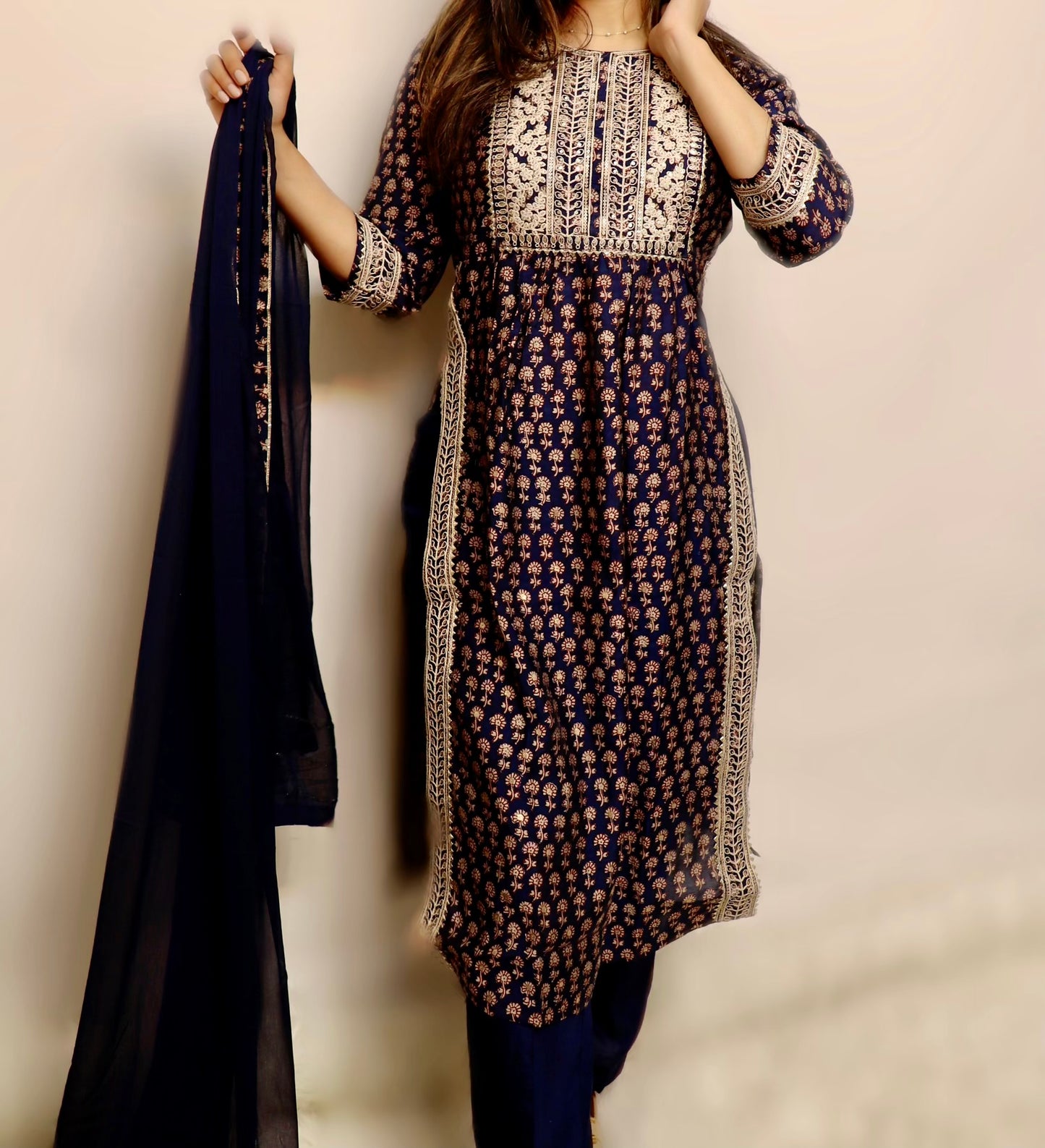 Blue muslin embroidered lacing suit