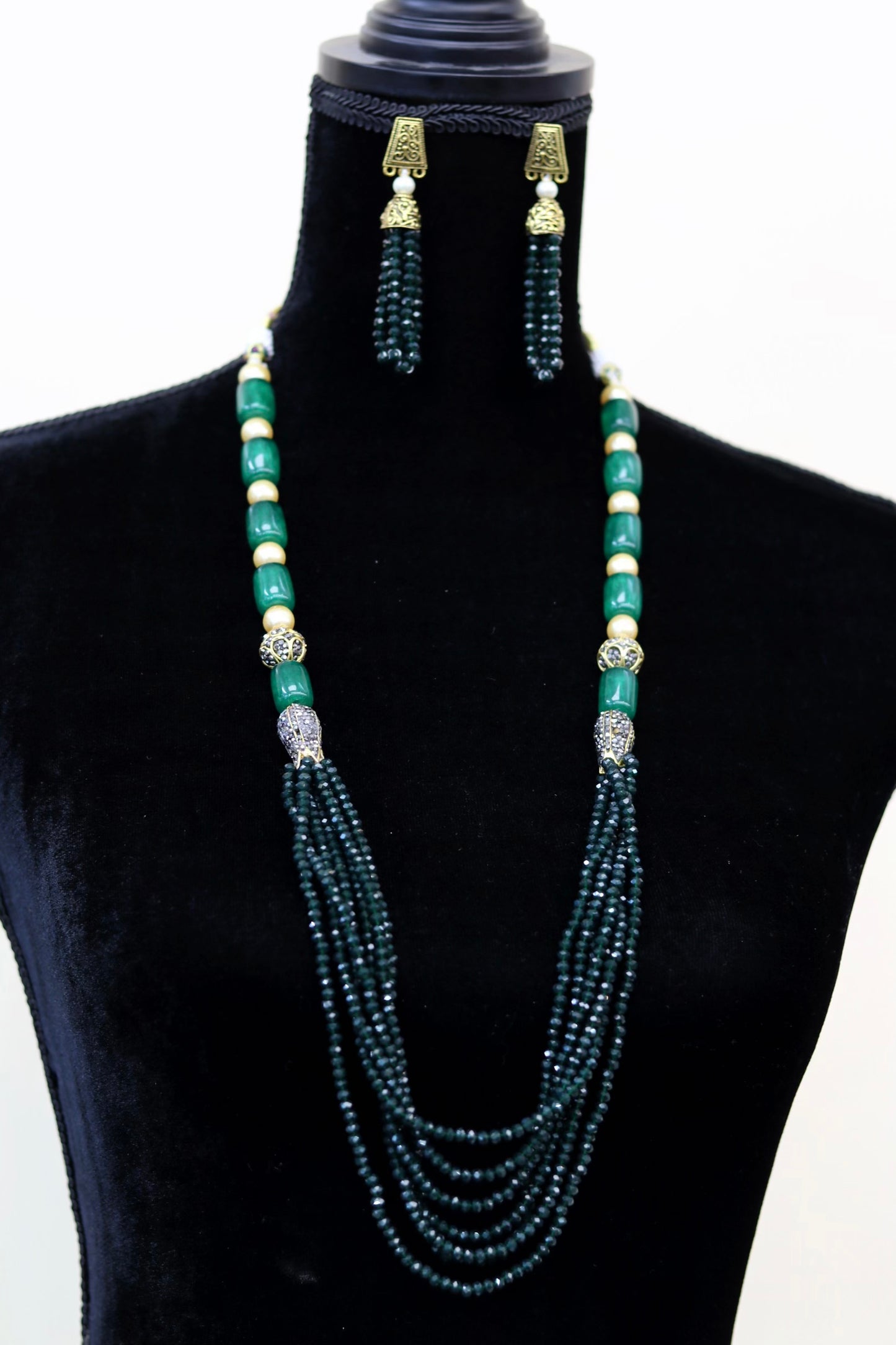 Emerald green long bead necklace set