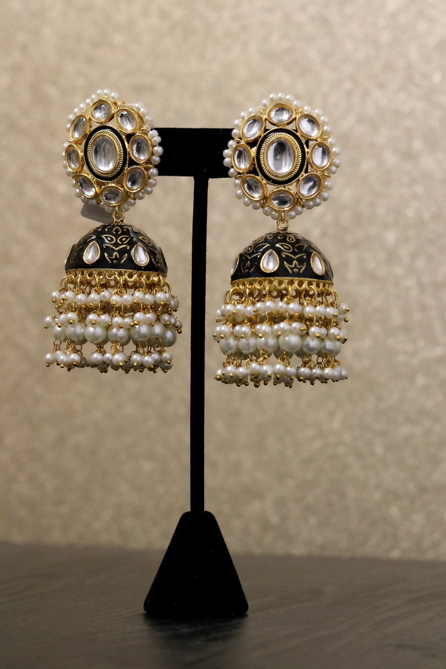 Black pearl jumka