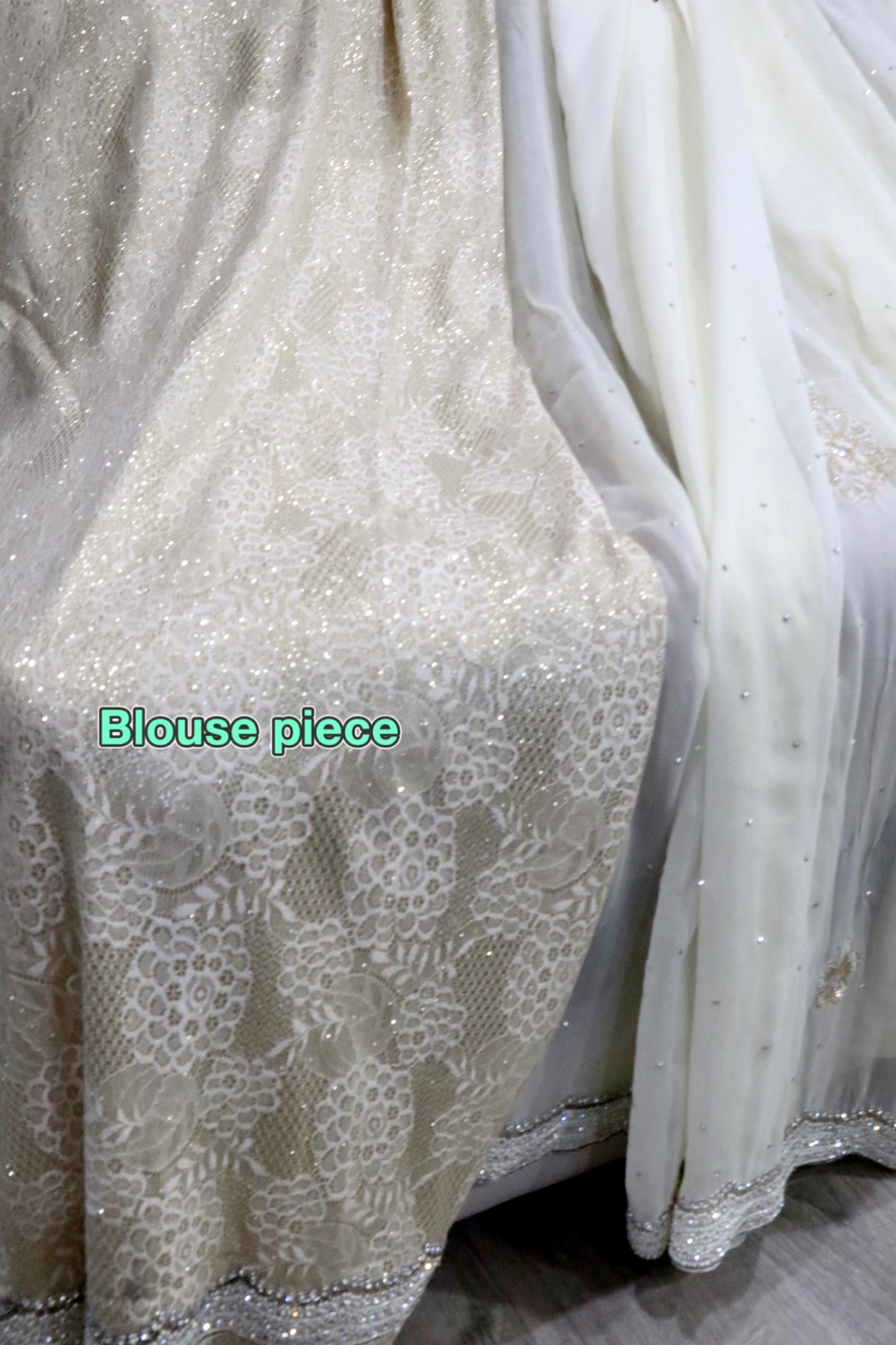 Light weight georgette shimmer saree off white - Selina Habibti Attire