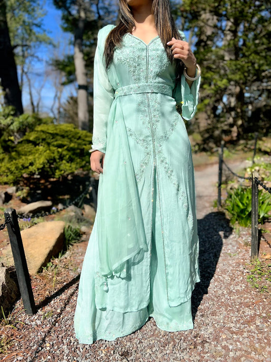 Light mint belted slit party suit