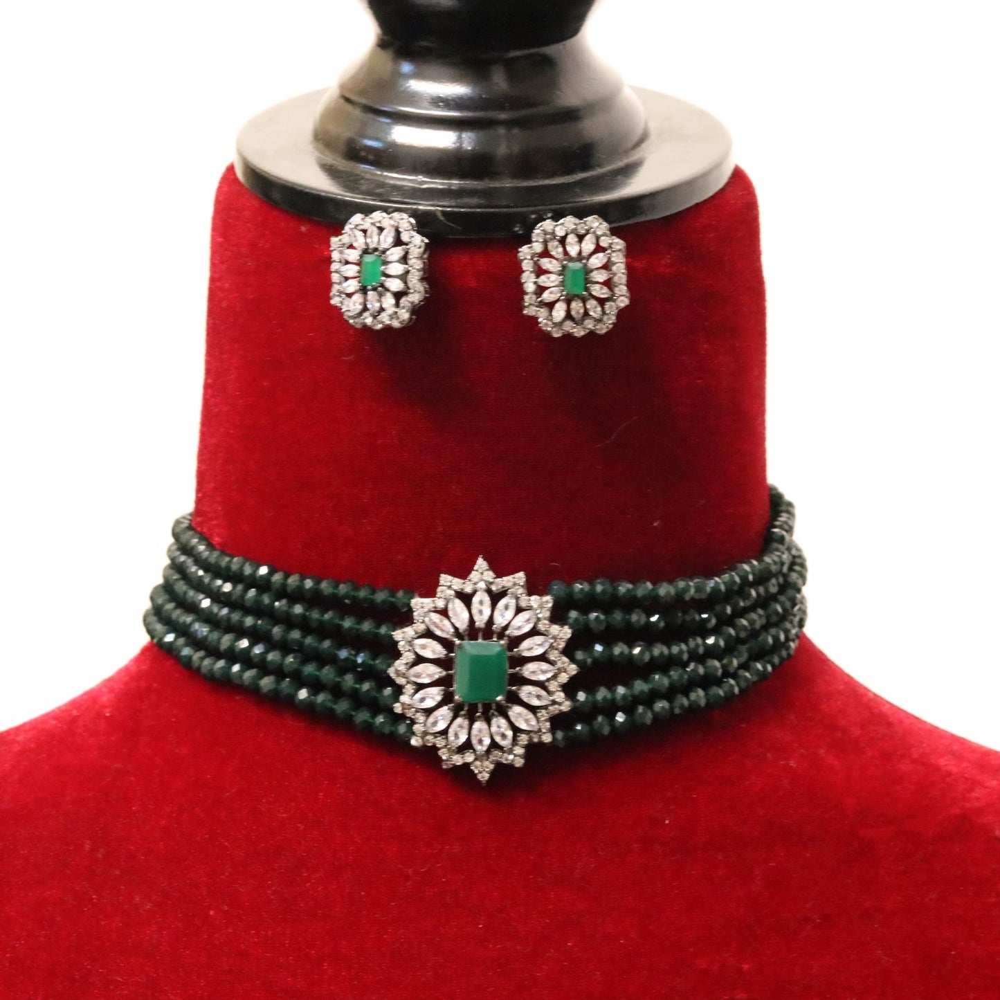 Dark green bead choker
