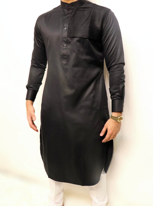 Black kurta with side detailing