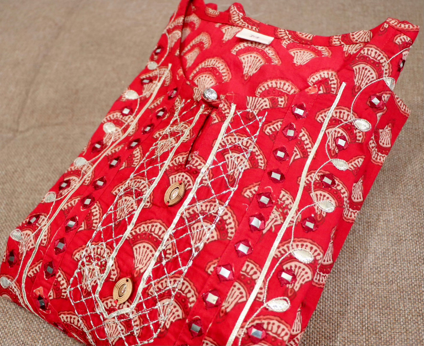 Red cotton print three piece