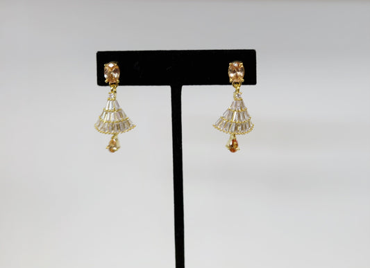 Small champagne stone earrings