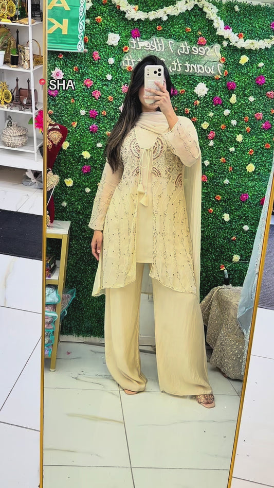 Cream jacket style short suit