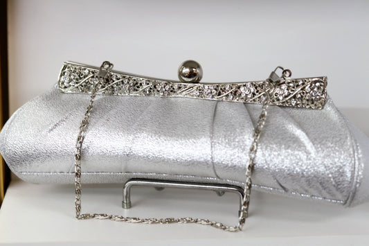 Silver thin boat party purse