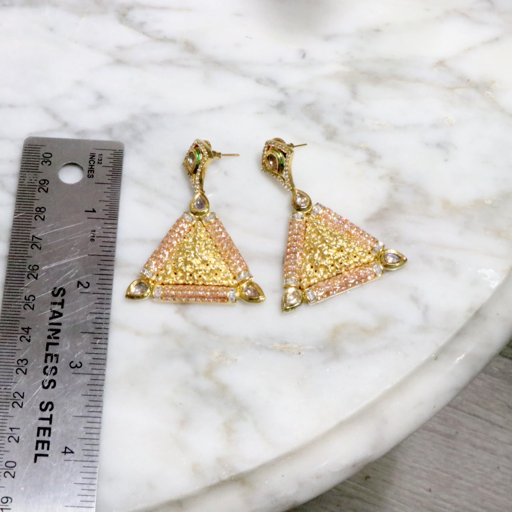 Triangle shaped earring - Selina Habibti Attire